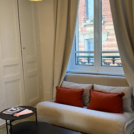 Casa Livia - - 5 Min A Pied De La Gare 아파트 *